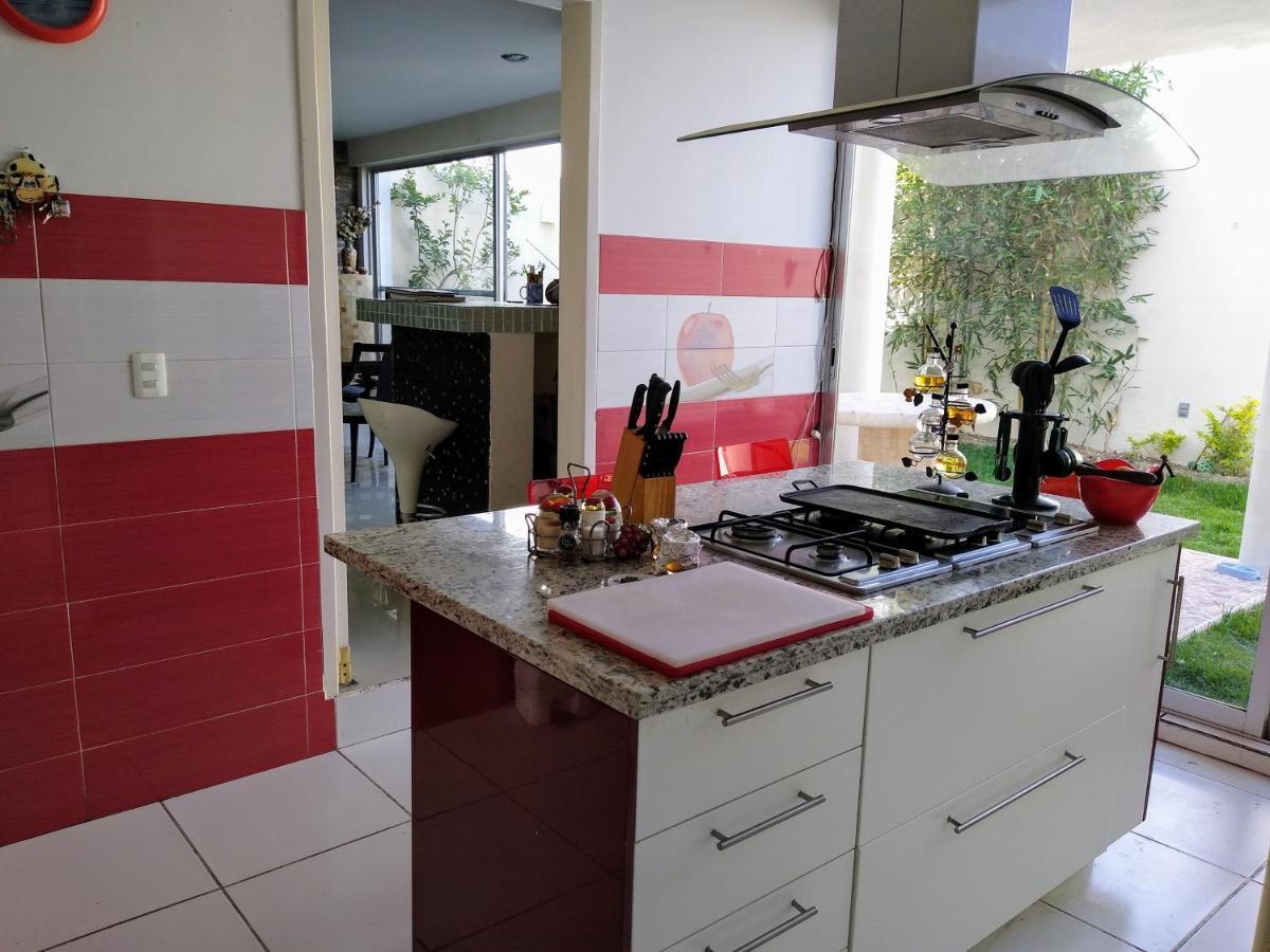 Habitaciones Business Class En Lomas De Angelopolis Tlaxcalancingo Екстериор снимка
